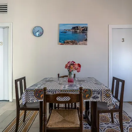 The Twins In 1 Affittacamere Trapani